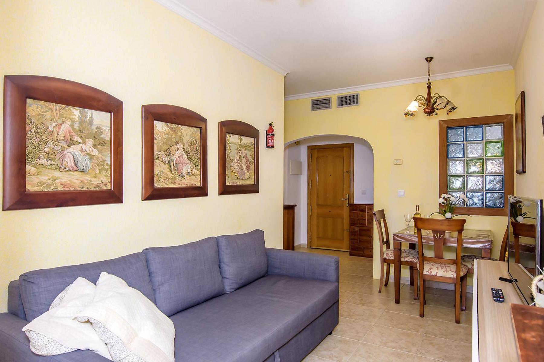 Aguilas Delicias Piscina Wifi Ac Parking Gratis Exterior photo